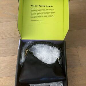 AUPEN NIRVANA NWT BLACK TAYLOR SWIFT BAG PURSE